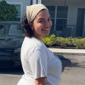 Meet your Posher, Henesis